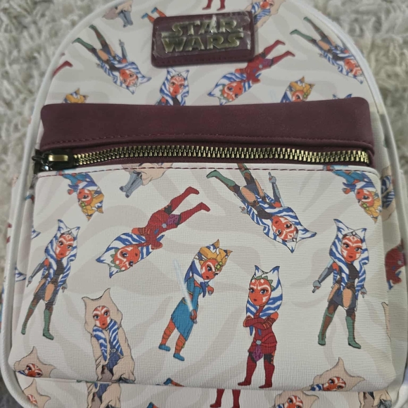 Star Wars Ahsoka Tano Allover Print Mini Backpack - BoxLunch Exclusive. Mint New - Picture 1 of 8